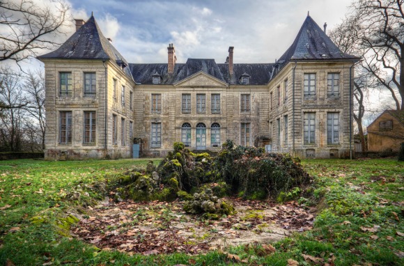The Chateau De Arcy-sur-Cure