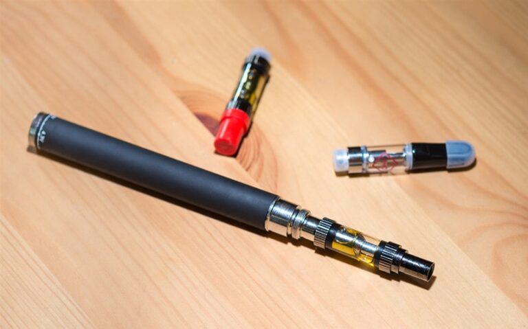 Can You Bring a Dab Pen on a Plane? What You Need to Know Before Flying
