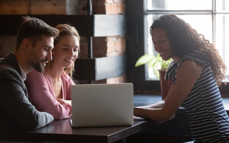 What Is an Independent Travel Agent? Role, Benefits, and How to Become One