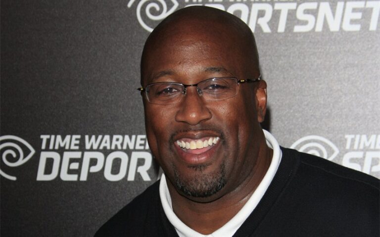 coach mike brown net worth
