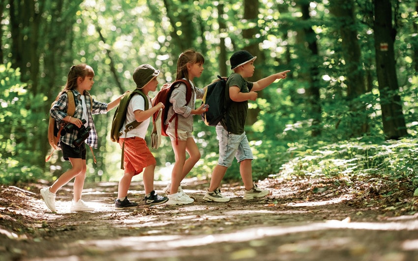 young children make travel more joyful
